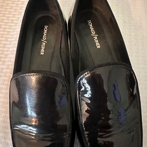 Womans Donald Pliner loafers